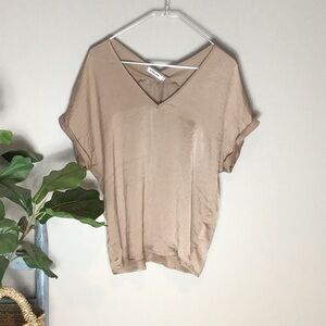 Stelen > Tan V Neck Top Small